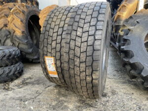 295/60 r22.5 benchmark ktd300 150/147l