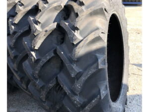ANVELOPA 12.4-32 BKT TR135 8PR TT