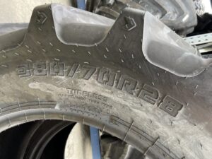 anvelopa-38070-r28-ceat-farmax-127a8127b-tl-136-r28