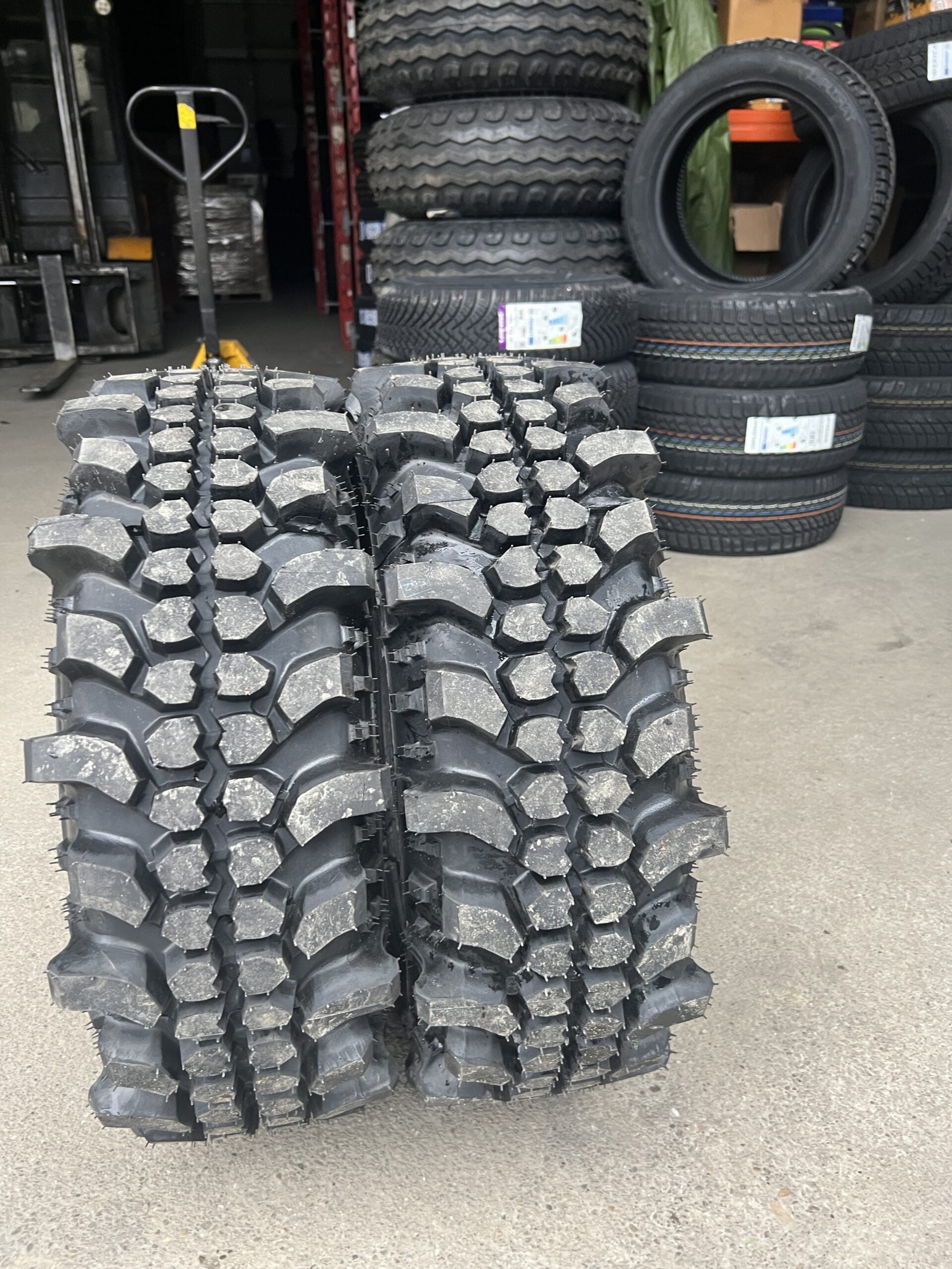 Anvelopa 205/70 R15 TREKKER EQUIPE SIMEX M+S TL 115/113Q - imagine 2