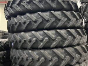 Anvelopa 270/95 R44 Ceat Farmax RC 142 D / 145 A8 TL (11.2R44)