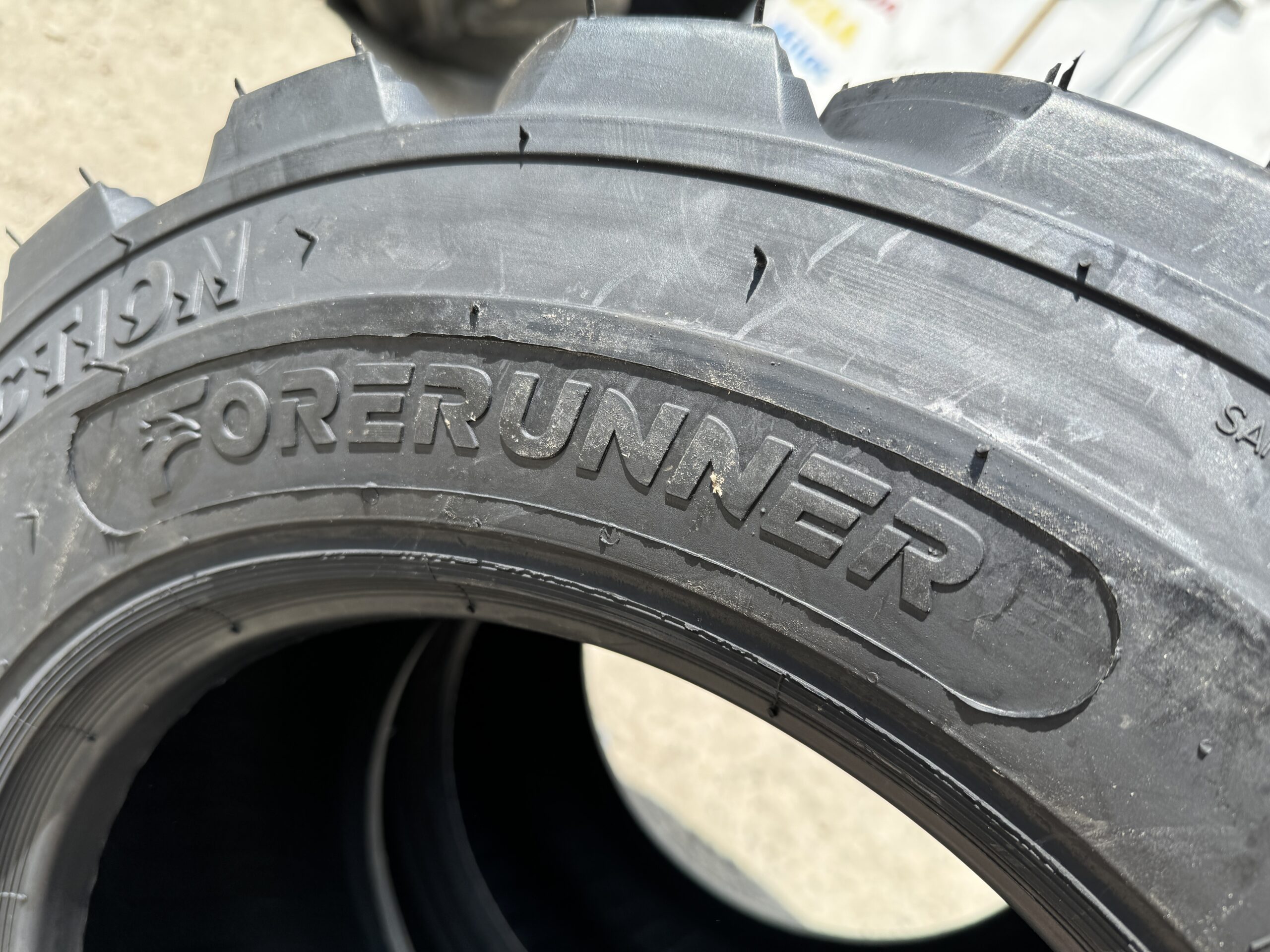 ANVELOPA 10-16.5 FORERUNNER 10PR TL sks-8 RG400 - imagine 4