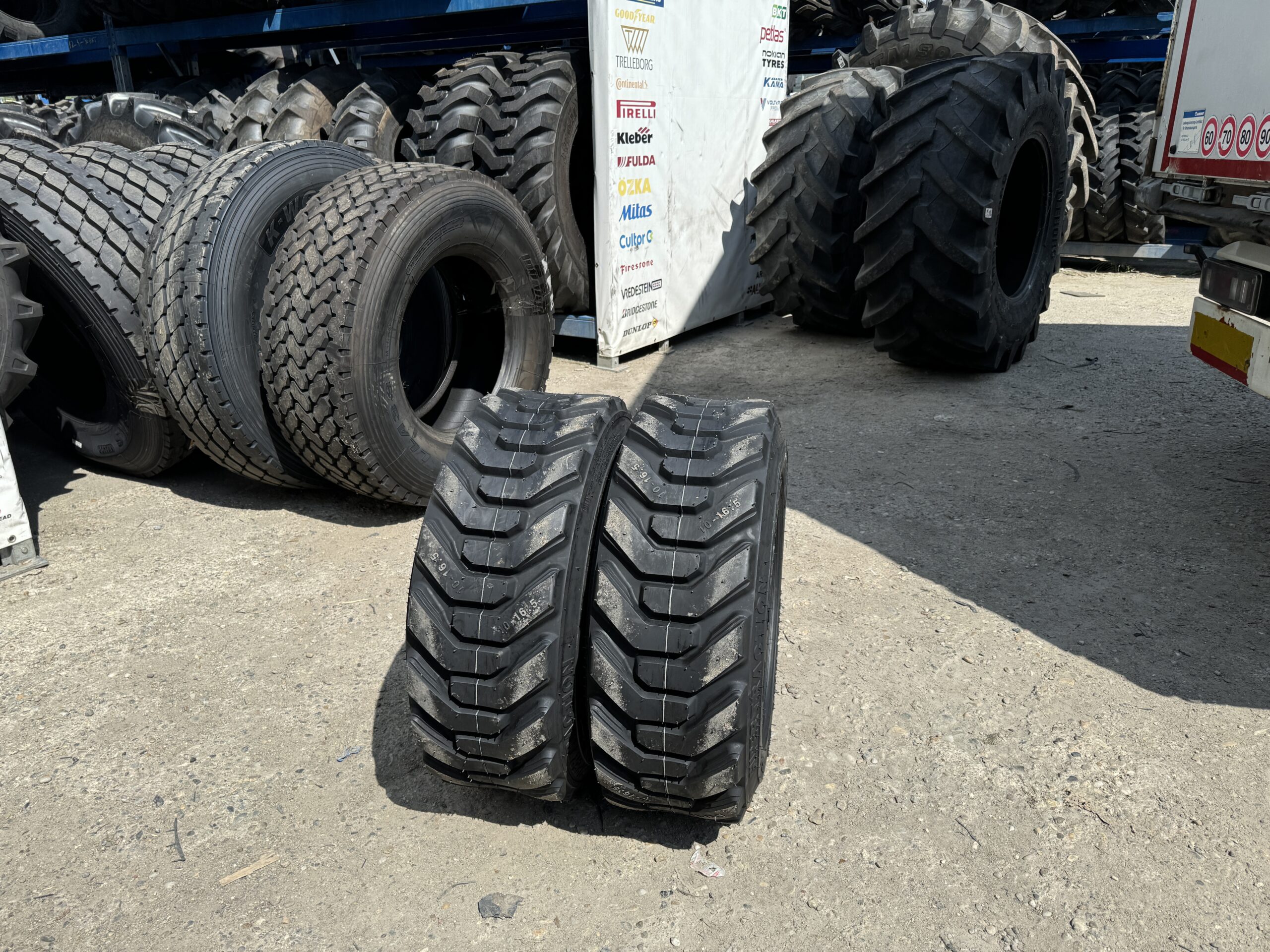 ANVELOPA 10-16.5 FORERUNNER 10PR TL sks-8 RG400 - imagine 3