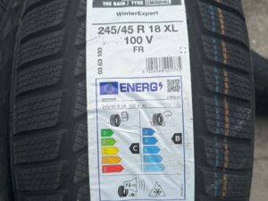 Anvelopa Iarna UNIROYAL WinterExpert 245/45 R18 100 V