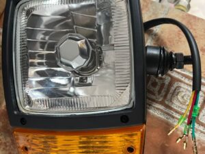 Set lampi tip far cu semnalizare dreapta si stanga 12V HR-A-023