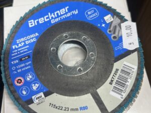 Disc lamelar abraziv cu zirconiu pentru taiat si polizat metal, inox P80, 115mm