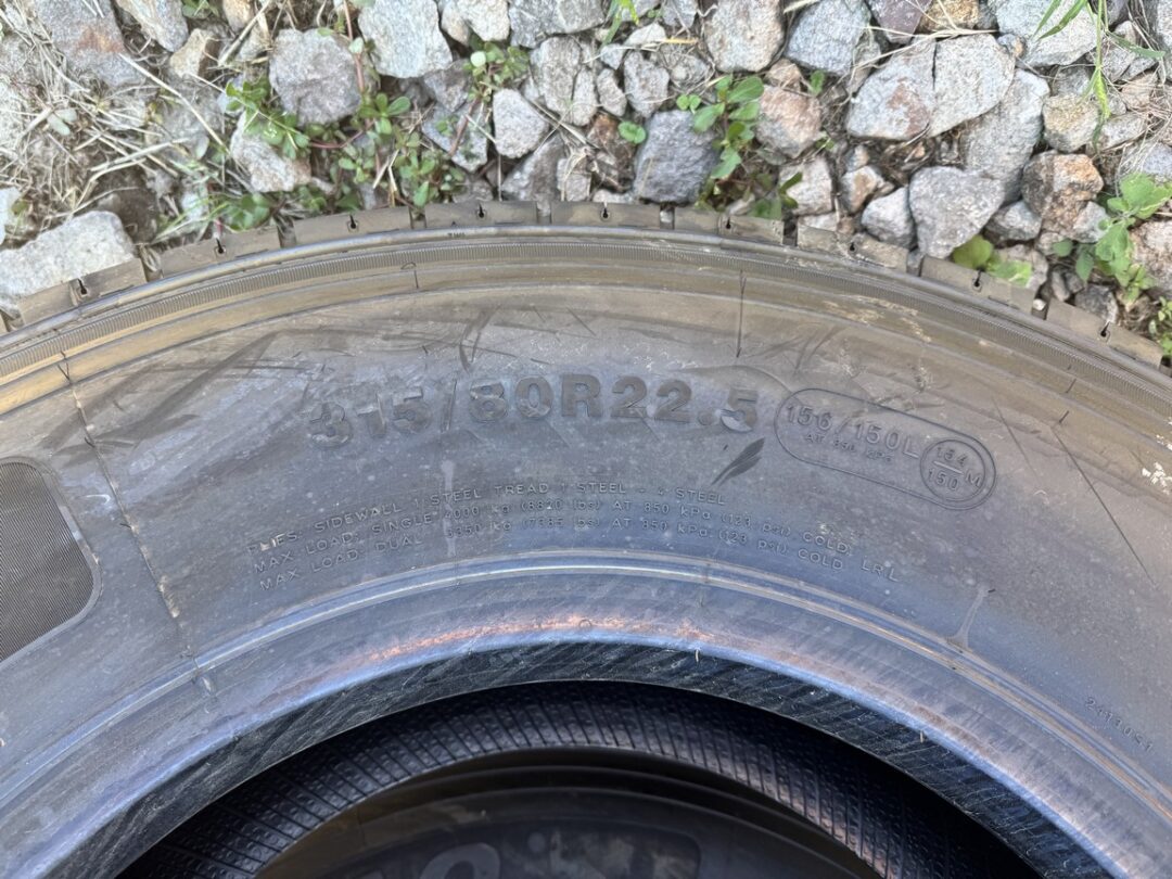 ANVELOPA 315/80 R22.5 LEAO MULTI-ROAD KTD300 156/1500L TL - imagine 2