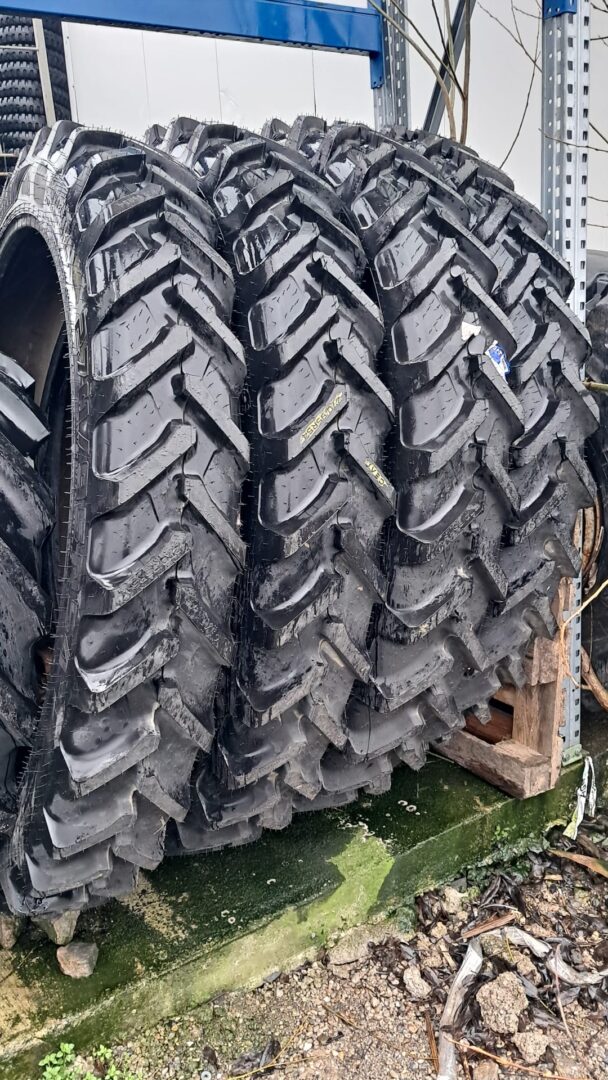 ANVELOPA 270/95 R54 CEAT Farmax RC 149A8/ 146D TL
