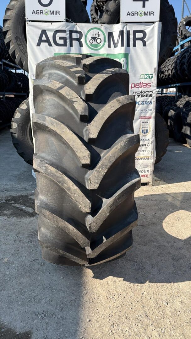 ANVELOPA 800/70 R32 VREDESTEIN TRAXION HARVEST 175A8/175B TL - imagine 2
