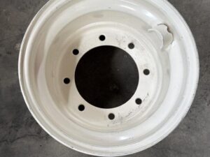 JANTA R17 | 16.00X17 | PRONAR | 8/221/275 | A2 ET0 | RAL9001 | PV