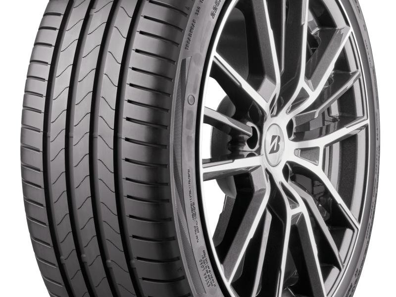 BRIDGESTONE-TURANZA-6-225-50-18