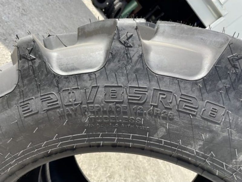 anvelopa-32085-r28-ceat-farmax-124a8124b-tl-124-28