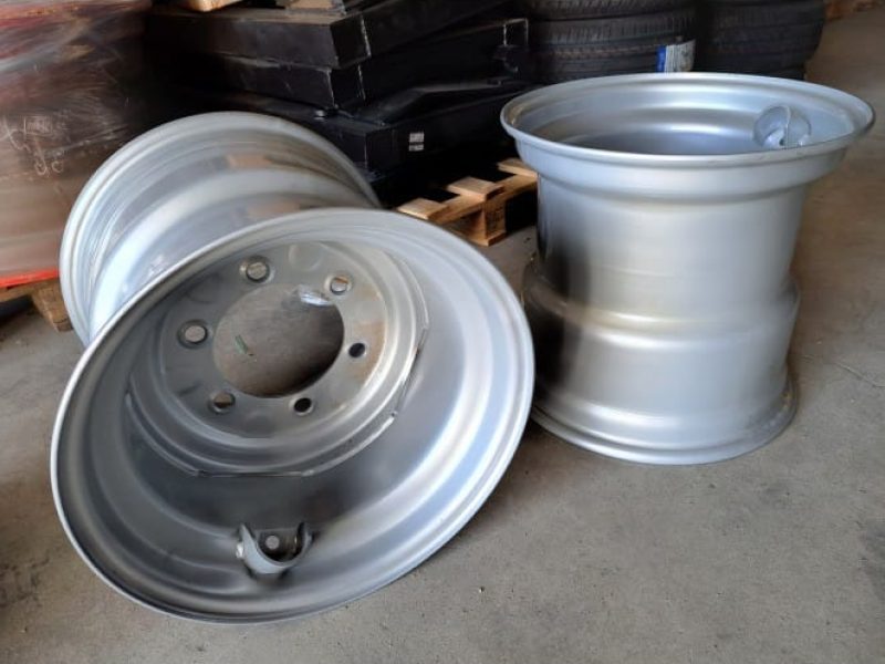 janta-r17-1600x17-pronar-ral9006-50050-17