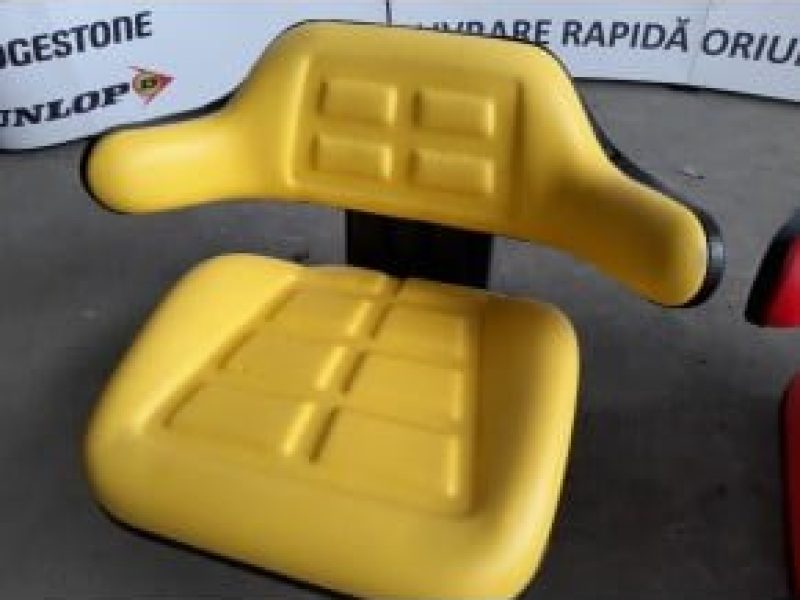 scaun-galben-tractor