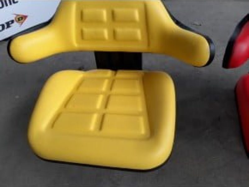 scaun-galben-tractor